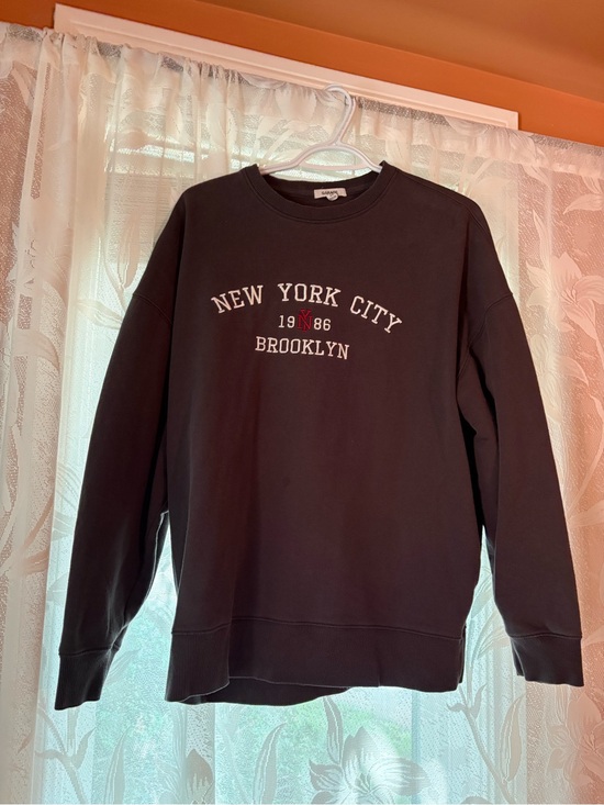 Garage Sweaters - Garage Black New York City Brooklyn Crewneck Sweatshirt